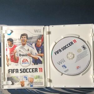 FIFA Soccer 11 Wii Game
